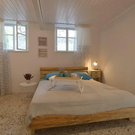 Σπίτι διακοπών Johanna Stone House Corfu *