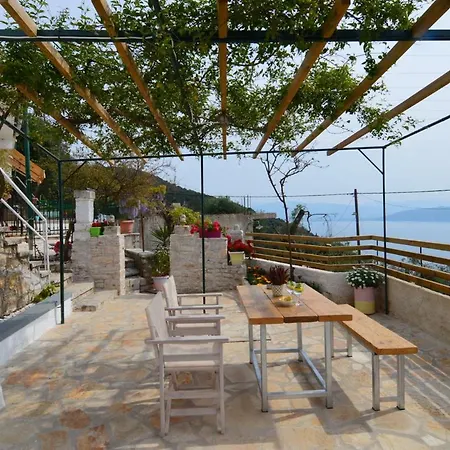 Johanna Stone House Corfu Νησάκι